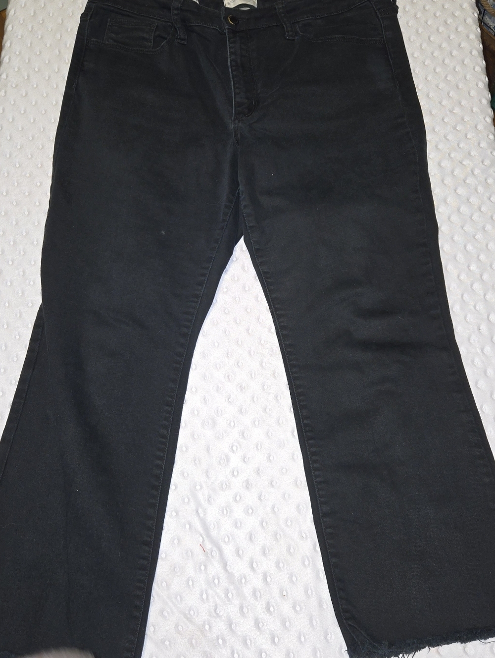 Universal‎ Thread Womens Black Denim Ankle Bootcut Jeans Size 14 Raw Hem Stretch